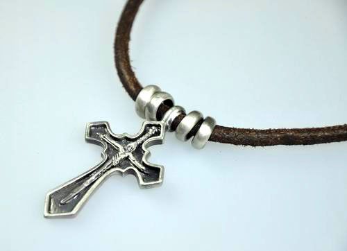   Vintage Leather Beach Choker Charm Necklace Jesus Cross Pendant Brown